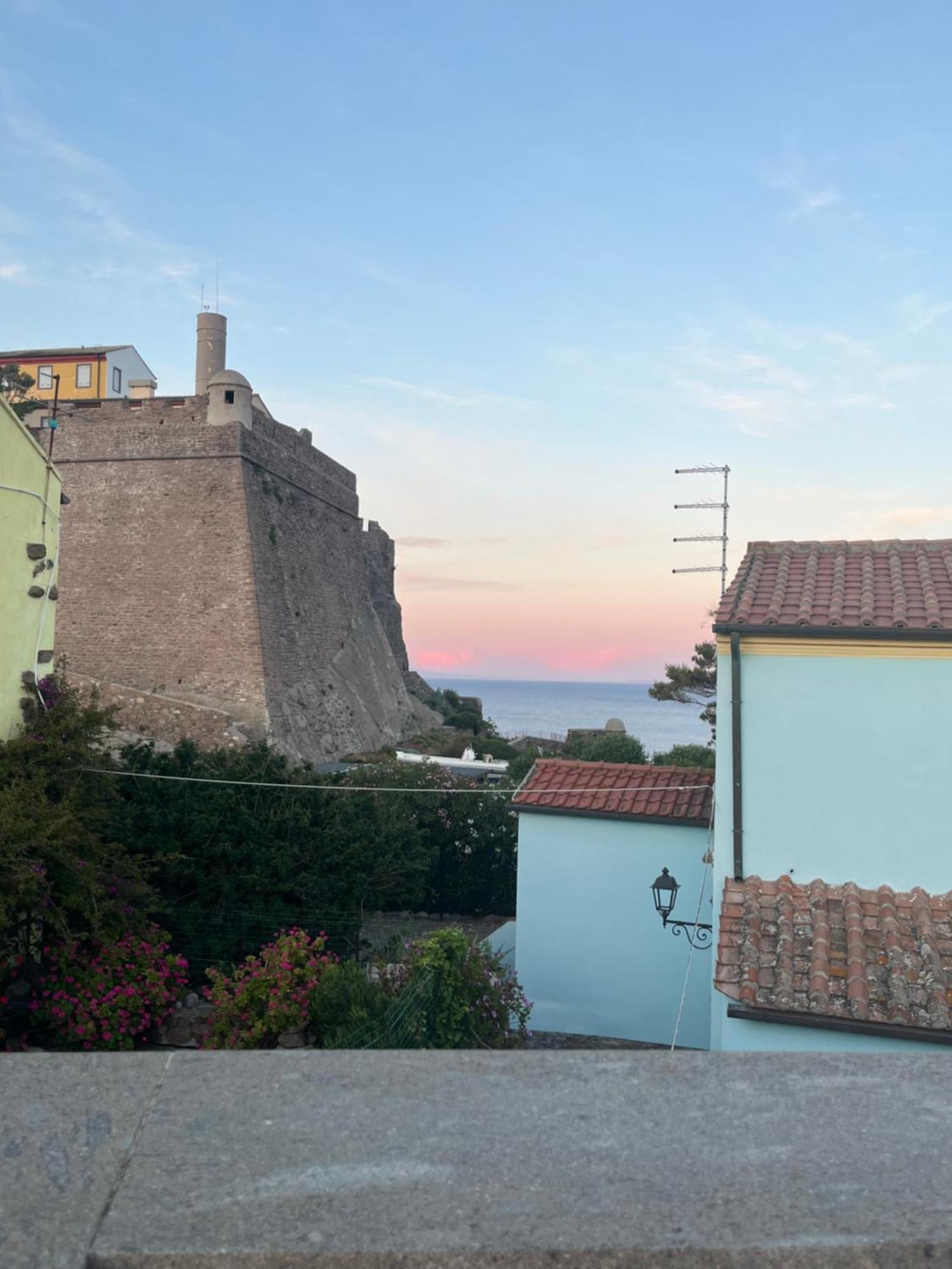 הוילה קפראיה Casa Vista Castello מראה חיצוני תמונה